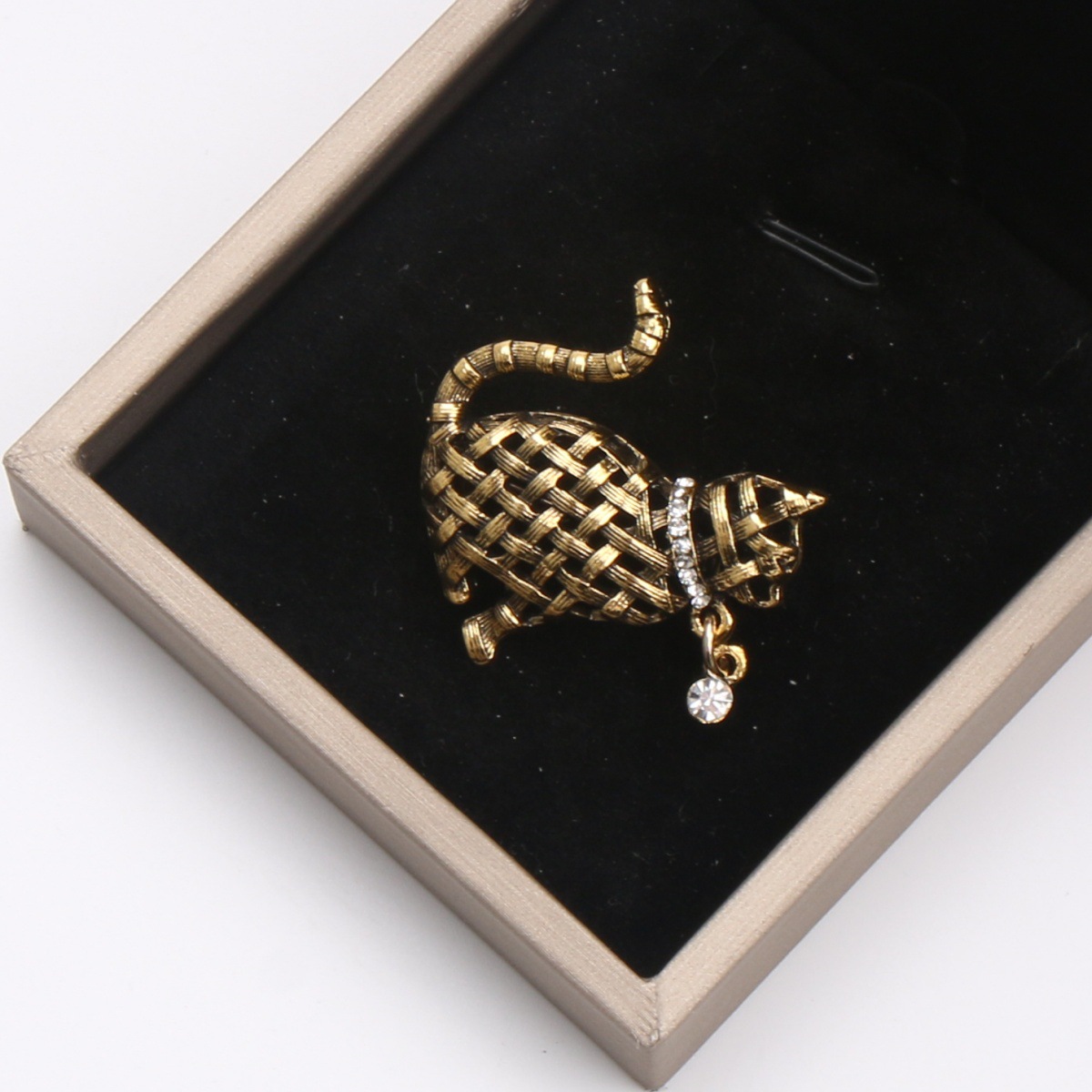 Süslü Dokuma Kedi Broş Koleksi - Collectible Vintage Brooches incelemesi ve fiyatı