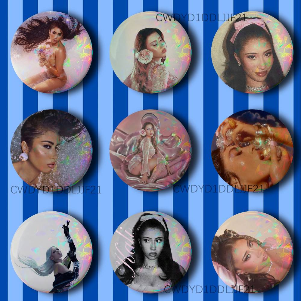 K-Kali U-Uchis Samimi Vintage  - Collectible Vintage Brooches incelemesi ve fiyatı